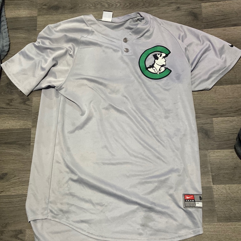 Nike. Men’s size M. Representing Concord Minutes Man.